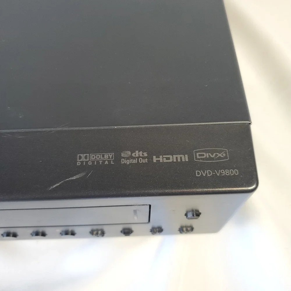 Samsung DVD-V9800 HDMI VCR/DVD Combo Player No Remote DOES NOT READ DVDS - READ